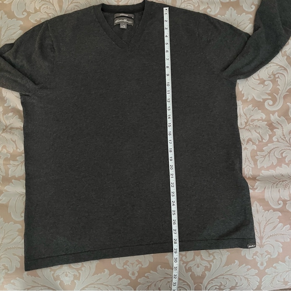 Eddie Bauer Sweater Mens XLT Cotton Merino Wool Gray Vneck Classic Preppy - Picture 7 of 10